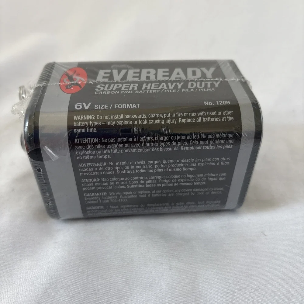 Eveready 1209 6 Volt Super‎ Heavy Duty Battery SEALED